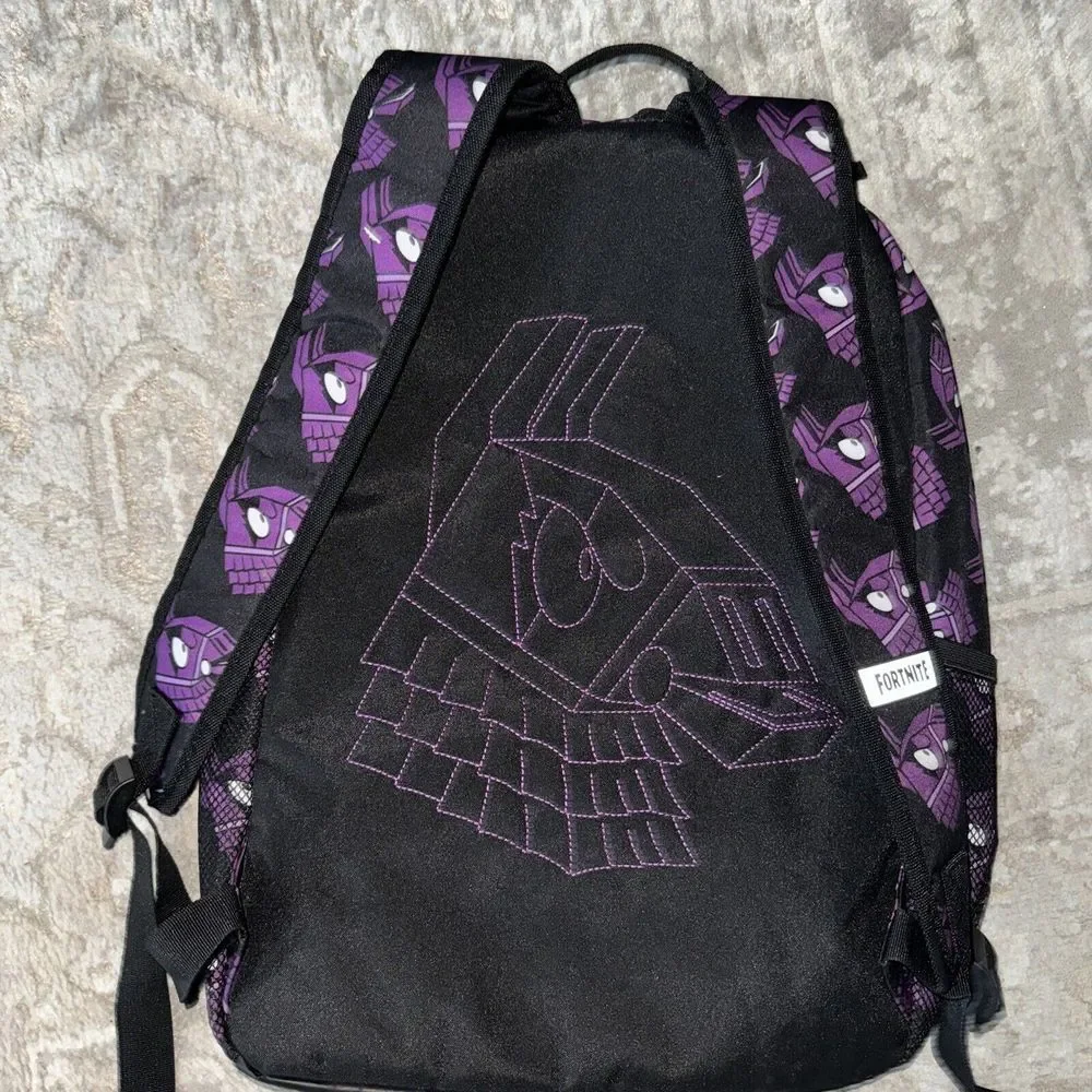 Fortnite‎ Black Backpack